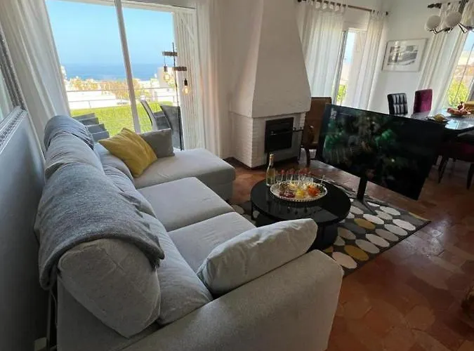 Torreblanca 펜션 푸엔히롤라